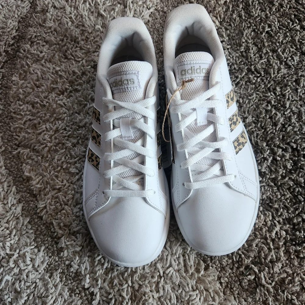 Adidas Kids White Sneakers with Gold Leopard Print - Picture 2 of 4